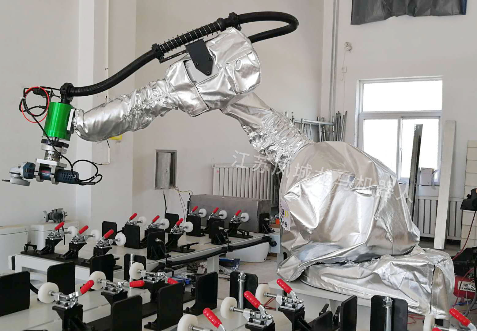 打磨機器人防護罩