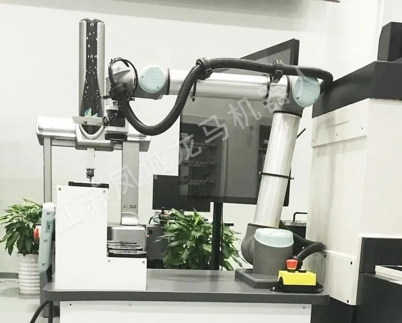 優傲機器人管線包