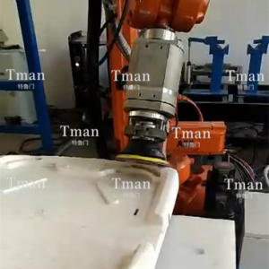 塑料托盤機器人打磨工作站