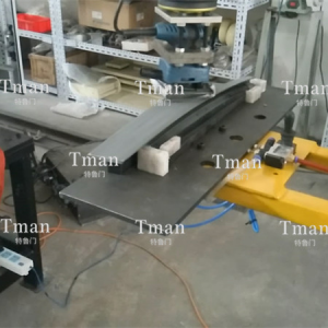 汽車B柱表面自動去漆機器人工作站