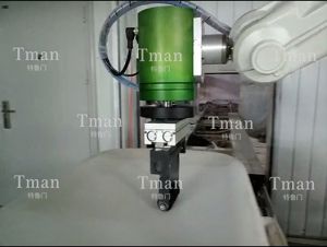 浴缸表面全自動去除氣泡機器人打磨工作站