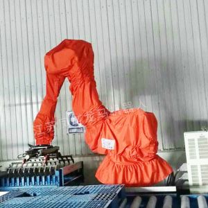 為什么碼垛機器人需要穿戴防護服？